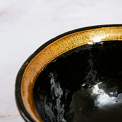 【超高精細・一点もの】カシミールのペーパーマッシュ 黒地に黄金の樹 椀型小物入れ 約11.8cm x 約11.8cm - サブ5