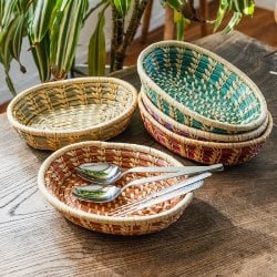 ネパールの手作り 竹編み オーバルボウル カトラリーや文房具に 19 x 14cm程度