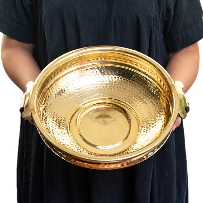 ウルリ（urli／uruli） 南インド伝統のアーユルヴェーダ調合器具 水盆 直径：36.5cm 3 - これくらいのサイズ感になります。