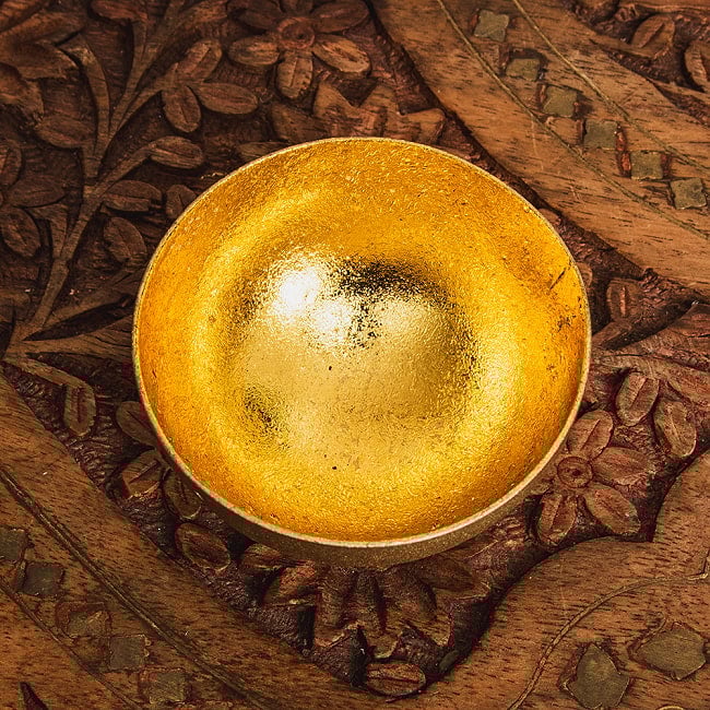 【24個セット】インテリアボウル 複雑な光沢が美しい 礼拝や小物入れなどに 直径：5.5cm程度 5 - 上からの様子です。複雑な光加減が素敵ですね。