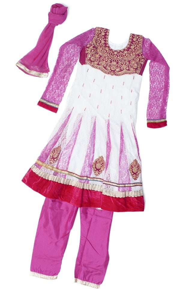 サフェードのパンジャビドレス 3点セット 白×ピンクの写真1枚目です。ドレス、ボトムス、ショールの三点セットです。パーティードレス,ドレス,コスプレ,インドのドレス,パンジャビドレス,パンジャービードレス,サルワール・カミーズ,パンジャビスーツ