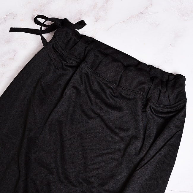 ストレッチだから履きやすい サリーの下に着るペチコート 16 - ブラック