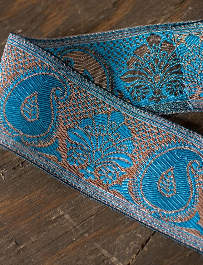 ペイズリー柄のチロリアンテープ (メーター売り・太幅 約5cm) 3 - 別の場所をみてみました。