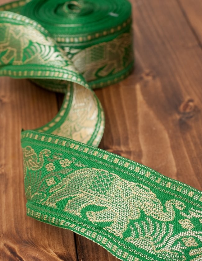 象のチロリアンテープ-約16mロール売り-太幅 約5cm【緑色】 2 - テープは柔らかく、布にフットします