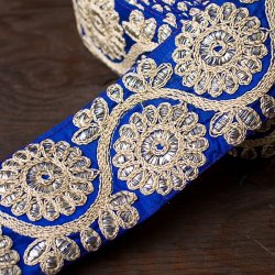 金糸花草柄チロリアンテープ (メーター売り・幅 約8cm) - 青の商品写真