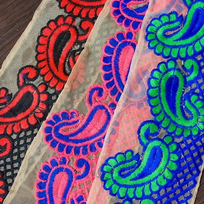 透け素材ペイズリー柄チロリアンテープ(メーター売り・幅約8cm) - ブルー の商品写真 6枚目 色違いで揃えても素敵ですね^^