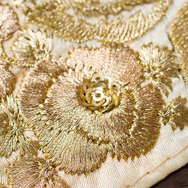 ゴールド刺繍フラワーチロリアンテープ (メーター売り・幅 約7cm) - パープル  3 - とても温かみのあり、上品な刺繍です＾＾配色がとても素敵です！