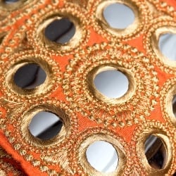 〔各色あり〕〔メーター売り〕チロリアンテープ　メーター売 - 金糸が美しい　ミラーワークのミラーワーク刺繍〔幅:約12.5cm〕 - サブ3