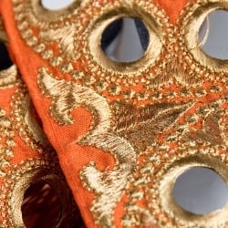 〔各色あり〕〔メーター売り〕チロリアンテープ　メーター売 - 金糸が美しい　ミラーワークのミラーワーク刺繍〔幅:約12.5cm〕 - サブ4