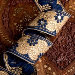 〔各色あり〕〔メーター売り〕チロリアンテープ　メーター売 - 美しい光沢感　小花模様のブロケード〔幅:約6.5cm〕 - サブ2