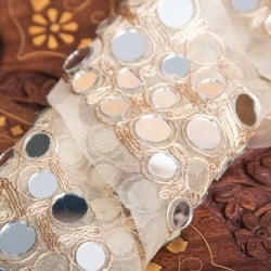 チロリアンテープ　メーター売 - ミラーワークと金糸が美しい〔幅:約8cm〕 - サブ3