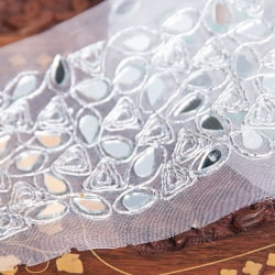 チロリアンテープ　メーター売 - ミラーワークと銀糸が美しい〔幅:約8cm〕 - サブ4