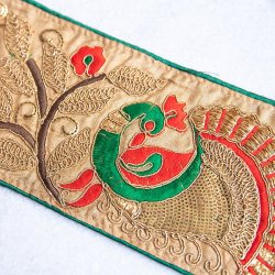 チロリアンテープ - メーター売 【極太幅9.8cm】 - 孔雀の愛 ゴータ刺繍