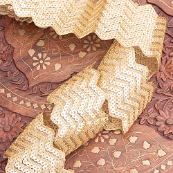 〔メーター売り〕チロリアンテープ　メーター売 - 金糸が美しい　更紗模様のゴータ刺繍〔幅:約6cm〕 - さざ波 - サブ3