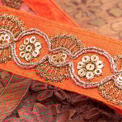 〔メーター売り〕チロリアンテープ　メーター売 - 金糸が美しい　更紗模様のゴータ刺繍〔幅:約2.8cm〕 - ジャイマンディル - サブ2