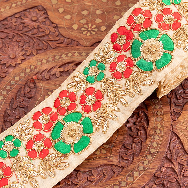 【極太幅8cm】 チロリアンテープ　メーター売 - 金糸が美しい　更紗模様のゴータ刺繍 - マリーゴールド 9 - 2：赤緑
