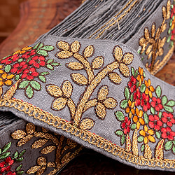 【極太幅8cm】 チロリアンテープ　メーター売 - 金糸が美しい　更紗模様のゴータ刺繍  - 満開 - サブ2
