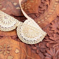 約9m チロリアンテープ ロール売 - 金糸が美しい　更紗模様のゴータ刺繍〔幅:約3cm〕 - 舞扇 - サブ2