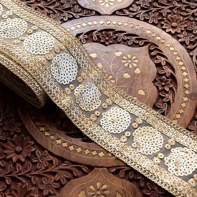 約9m チロリアンテープ ロール売 - 金糸が美しい　更紗模様のゴータ刺繍〔幅:約6.5cm〕 - マハル 8 - 高級感があります