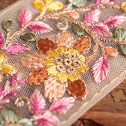 【全3色】チロリアンテープ　メーター売 - 金糸が美しい　　更紗模様のゴーダ刺繍〔幅:約5.5cm〕 - マルチカラーのフラワー刺繍 - サブ3