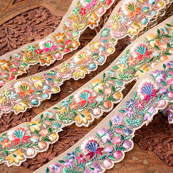 【全4色】チロリアンテープ　メーター売 - 金糸が美しい　　更紗模様のゴーダ刺繍〔幅:約5.3cm〕 - パイピングくすみフラワー刺繍
