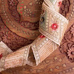 【全2色】チロリアンテープ　メーター売 - 金糸が美しい　　更紗模様のゴーダ刺繍〔幅:約6cm〕 - スパンコールとお花の刺繍 - サブ4