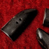 水牛の角ボタン[5個セット] - 約4.5cm×約2cm太角