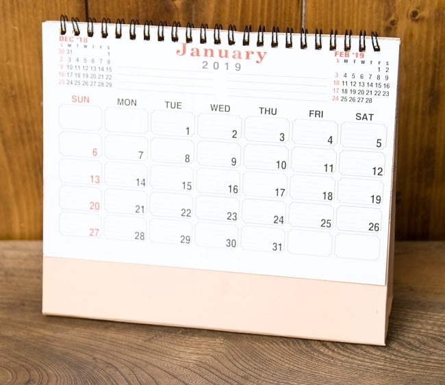 【2019年度版】インドの卓上カレンダー Bhakti Sagar 3 - 絵柄の反対面は日付の面になっています。