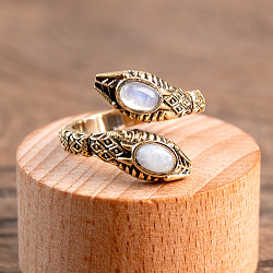 【安心のフリーサイズ】インド伝統　天然石のスネークリング - サブ2