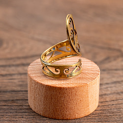 【安心のフリーサイズ】ペイズリー模様のゴールドリング - サブ3