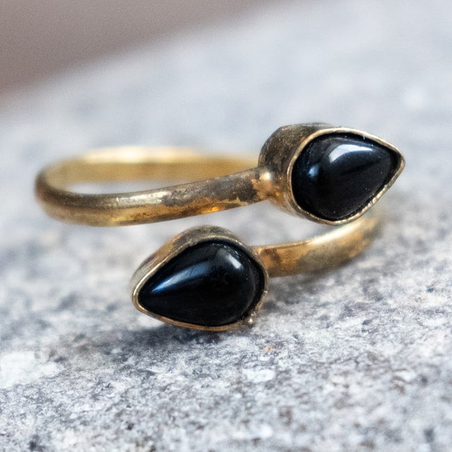 【嬉しいフリーサイズ】天然石のシンプルリング-雫 14 - 5：ブラックオニキス