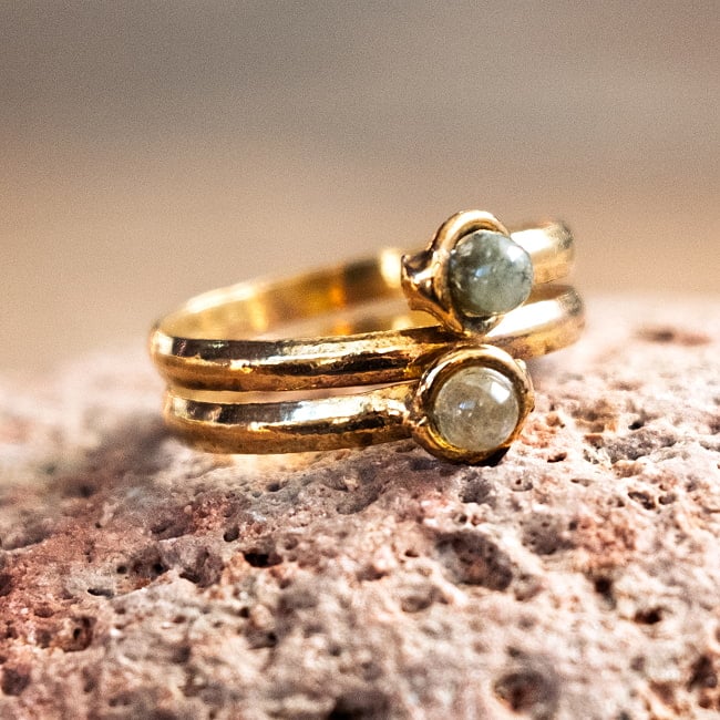 【嬉しいフリーサイズ】天然石のシンプルリング-ダブル 11 - 3：ラブラドライト