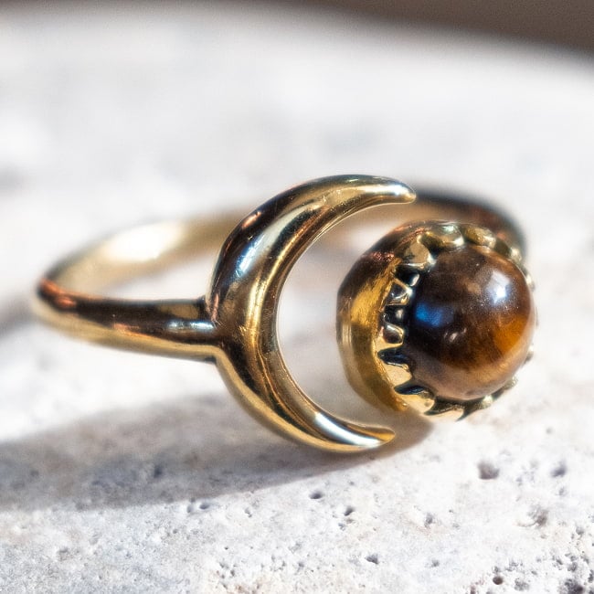 【嬉しいフリーサイズ】天然石のシンプルリング-ムーン＆サン 12 - 3：タイガーアイ