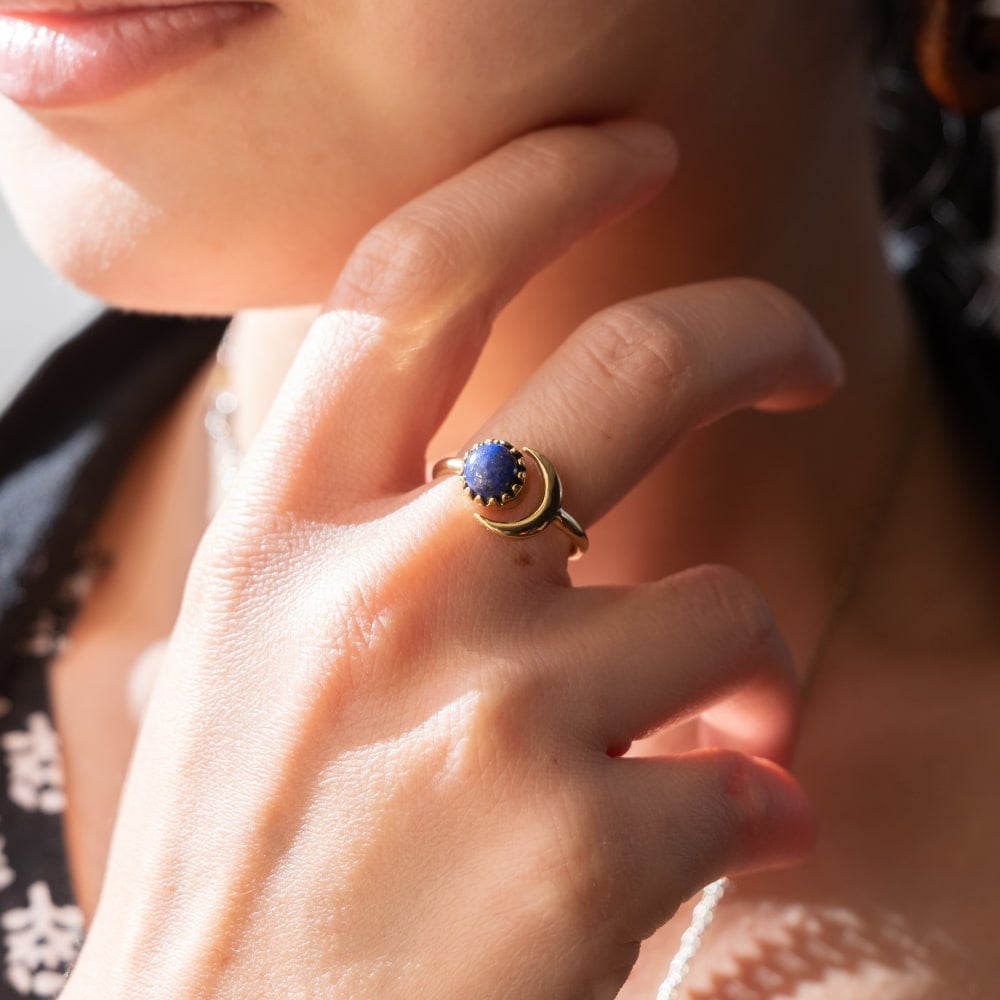 【嬉しいフリーサイズ】天然石のシンプルリング-ムーン＆サン2枚目の説明写真です