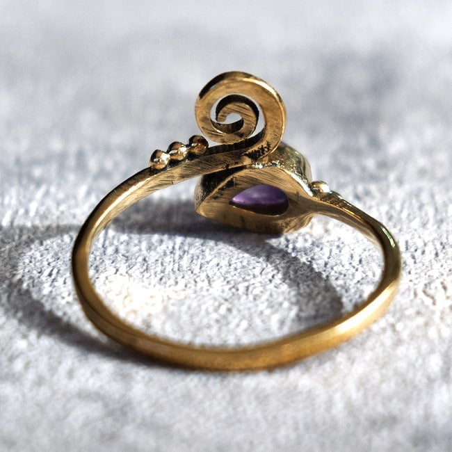 【嬉しいフリーサイズ】天然石のシンプルリング-クルクル 6 - 裏面です