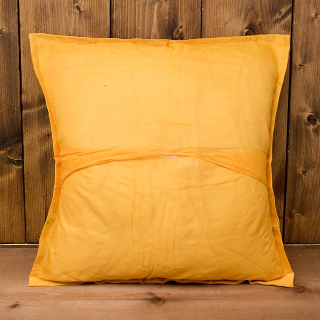  【ラジャスタン刺繍】クッションカバー 黄色系アソート 5 - 裏面はジップ等はなくシンプルな作りです＾＾