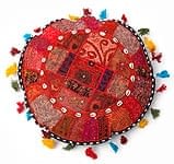 【ラジャスタン刺繍】ふわふわ付き！クッションカバー - 赤系の商品写真