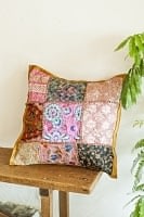 〔アソート〕ラジャスタン刺繍のクッションカバー - 藤黄の商品写真