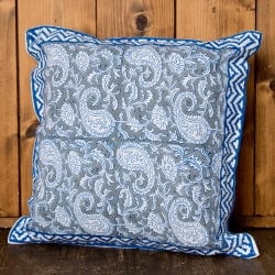 ウッドブロックのペイズリーと花柄クッションカバー - サブ2