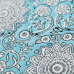 ボタニカル柄の木版染めクッションカバー - サブ3