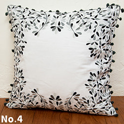 フラワーフレームのポンポン付きクッションカバー - サブ5