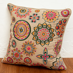 カラフルな刺繍 マンダラ柄のクッションカバー - サブ3