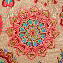 カラフルな刺繍 マンダラ柄のクッションカバー - サブ5