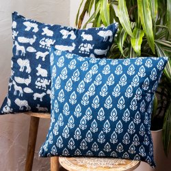 インディゴブルーの伝統藍染め クッションカバー(ID-CSCV-396)