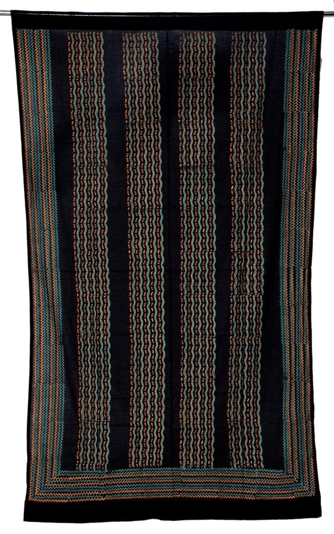 インドのコットンカーテン【ギザギザ模様】 - 濃紺 の通販 - TIRAKITA.COM