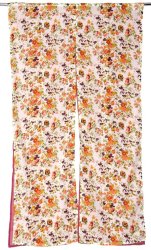 【裏地付き】インドのコットンのれん【花柄】 - アプリコット&黄色系の商品写真