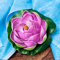 〔約9.5cm〕水に浮かぶ 睡蓮の造花 フローティングロータス - 赤紫の商品写真