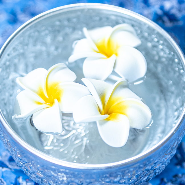 〔約6cm x 60個セット〕水に浮かぶ プルメリアの造花 インドネシア・バリの心の花 8 - 