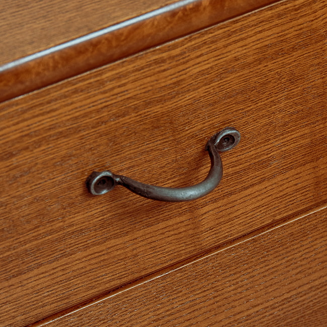 【4個セット】アイアン ドアハンドル ヴィンテージ調 ブリッジ型 幅9.5cm 3 - 使用例になります。