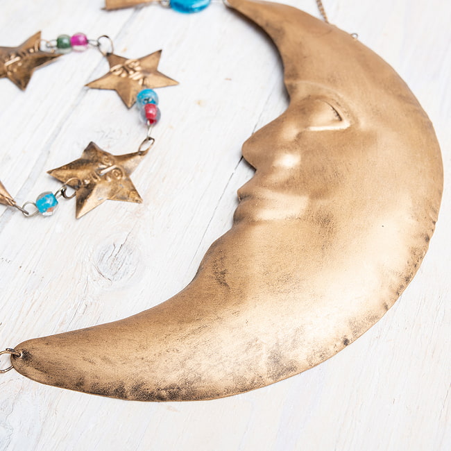  ドアチャイムなどへ！手作りのやさしい音色 インドの銅仕上げベル付きハンギング - 天体チャンドラ〔約100cm〕 4 - 昔ながらの製法で作られております